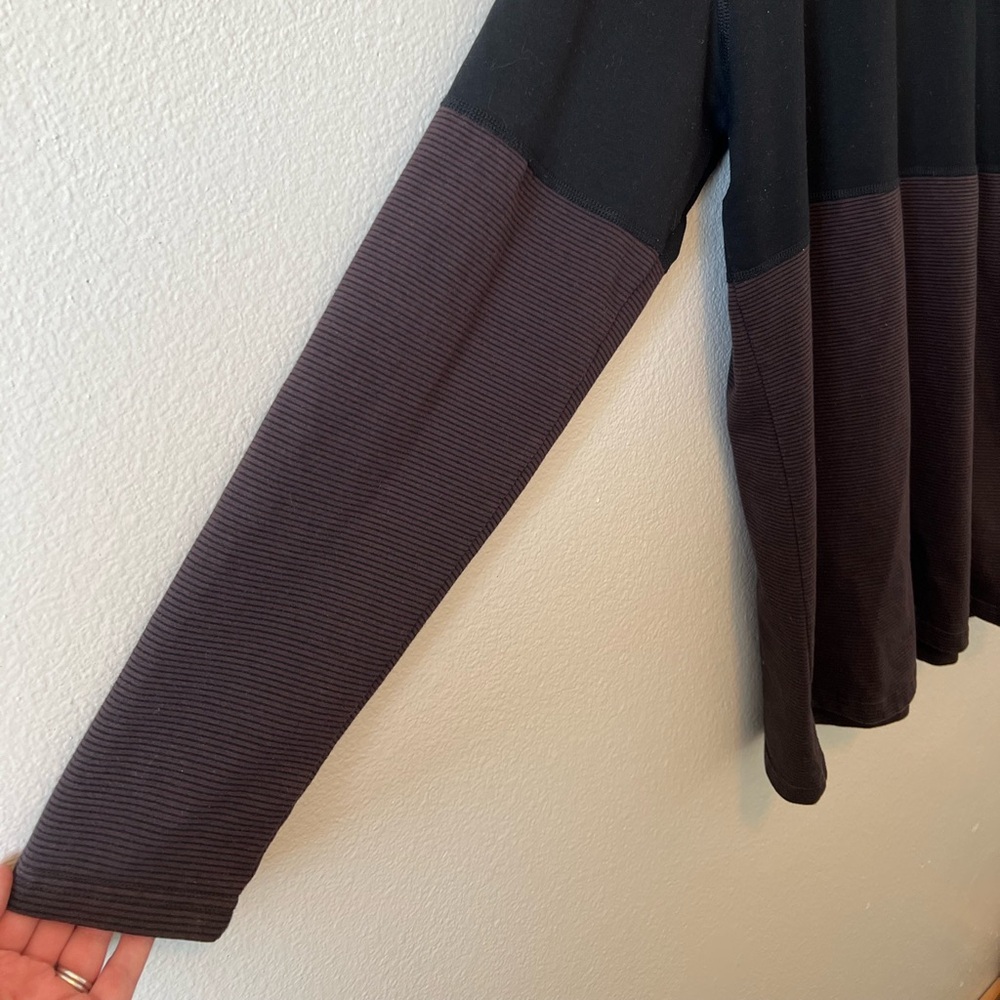 BYLT Basics Premium Crew Long Sleeve Top Striped Colorblock Performance Black - Picture 2 of 5